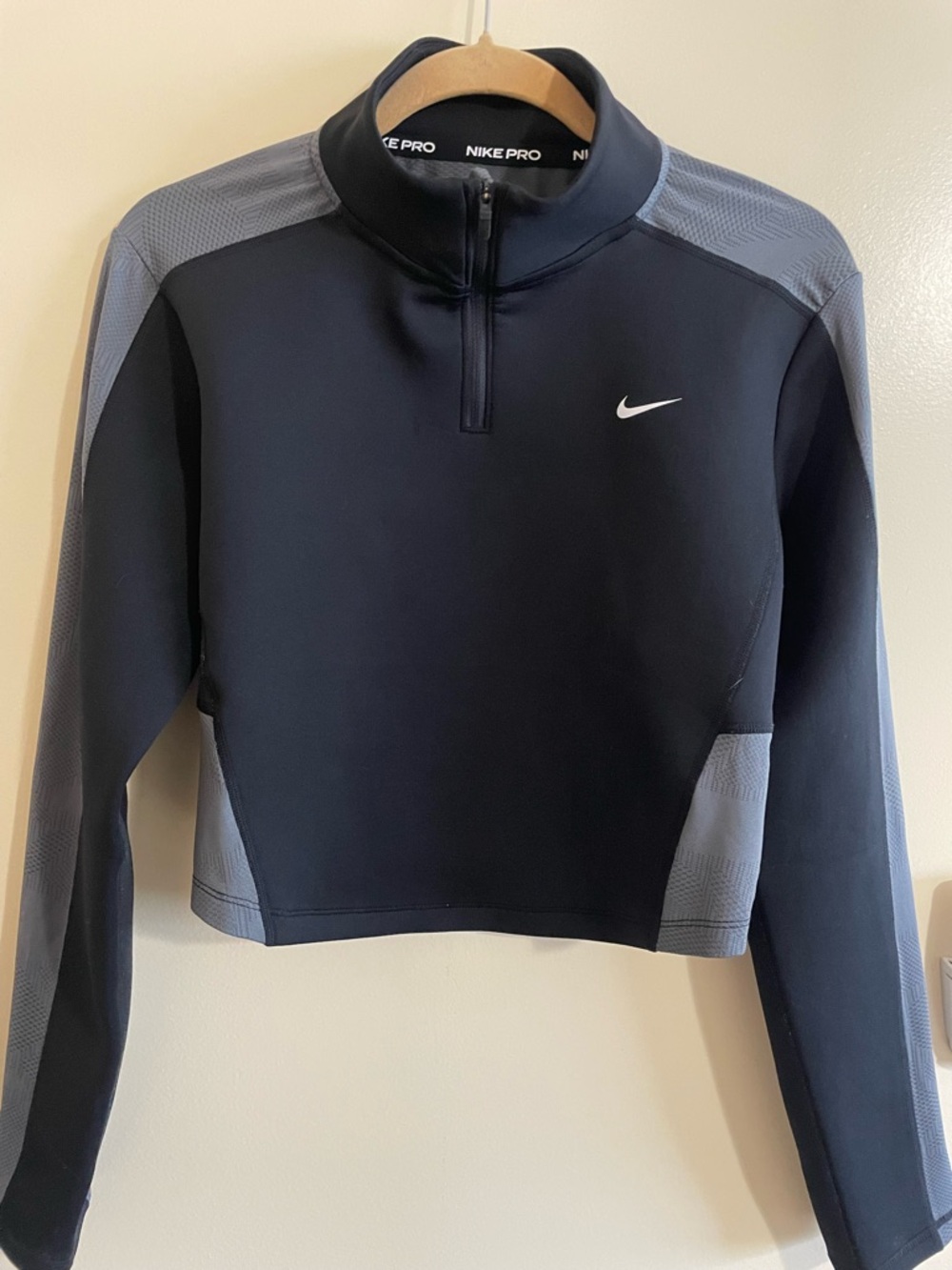 Nike Pro Cropped Long Sleeve